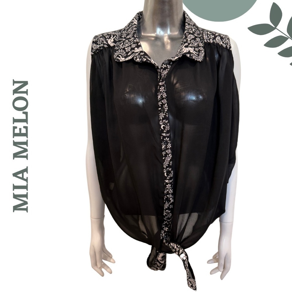 🛍️ Sleeveless Sheer Top Woodland Print Collar Button Down Mia Melon Size L